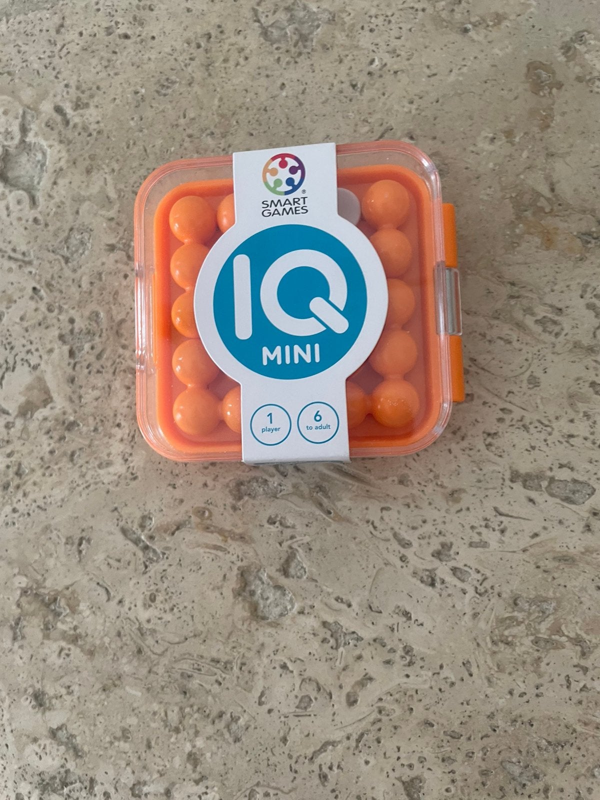 Mini IQ spelletje van smart games, Ophalen of Verzenden, Zo goed als nieuw