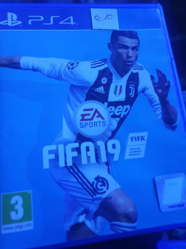 FIFA 19 te koop, Ophalen