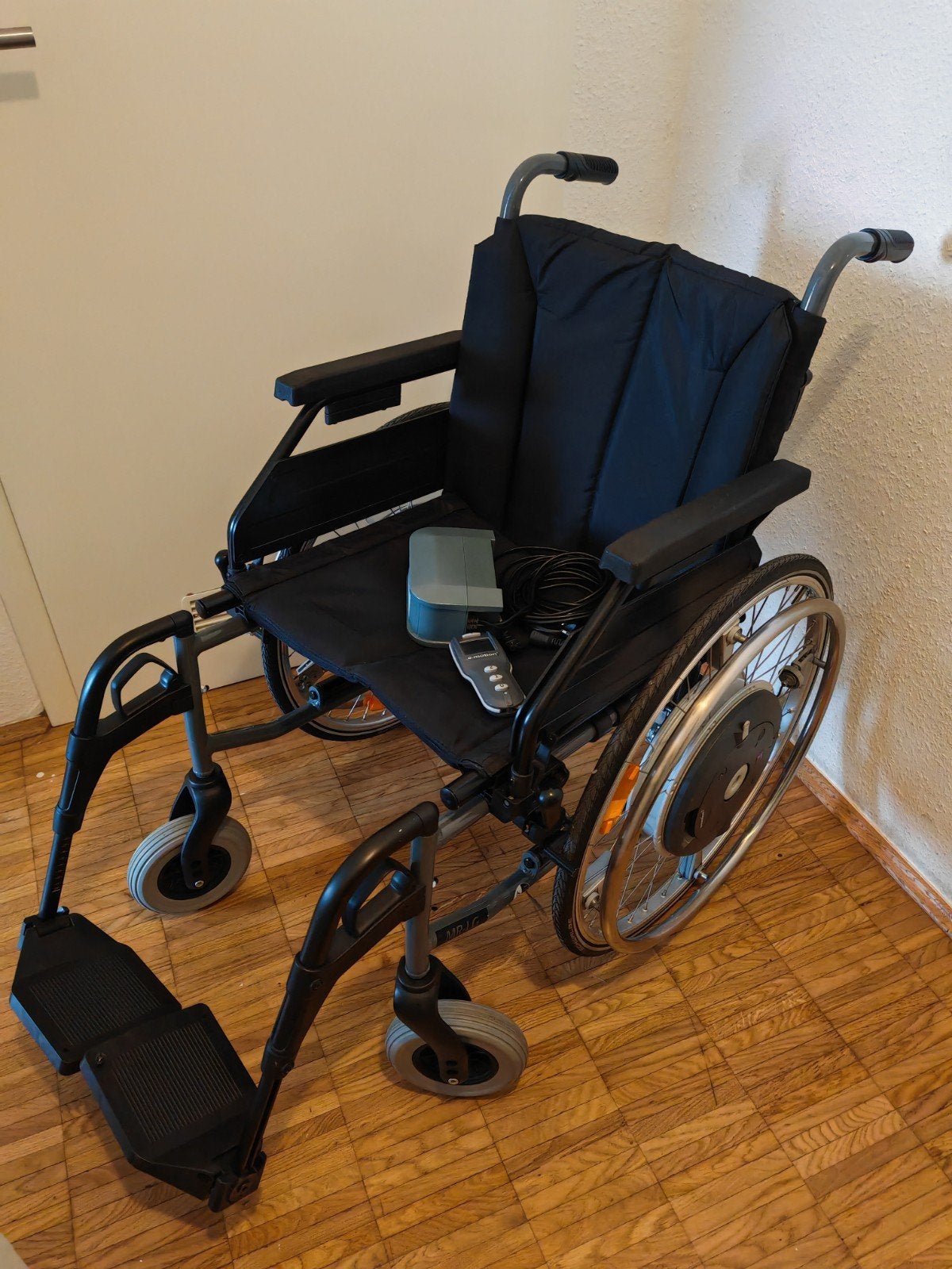 Fauteuil roulant électrique Alber E-Motion M15, Enlèvement, Pliant, Fauteuil roulant électrique