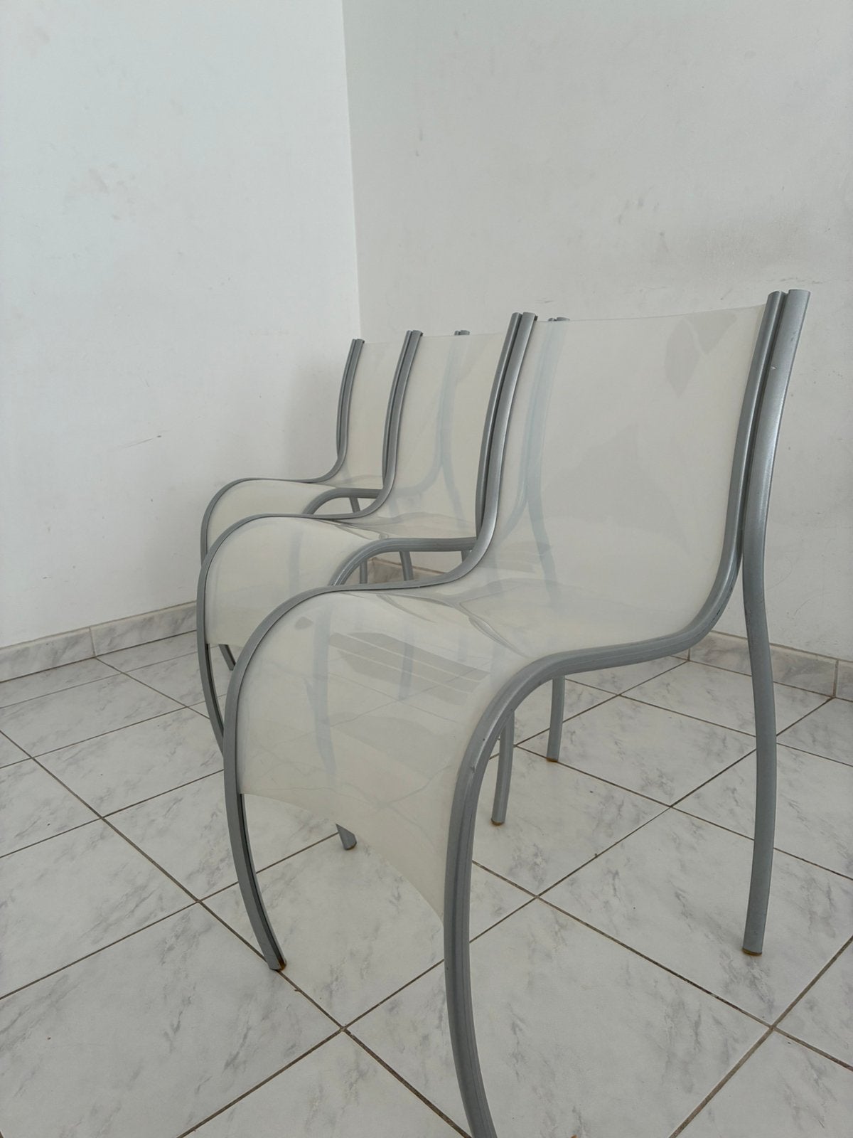 3x vintage FPE stoel Ron Arad Kartell Italië setprijs, Huis en Inrichting, Stoelen, Gebruikt, Drie, Wit, Ophalen of Verzenden