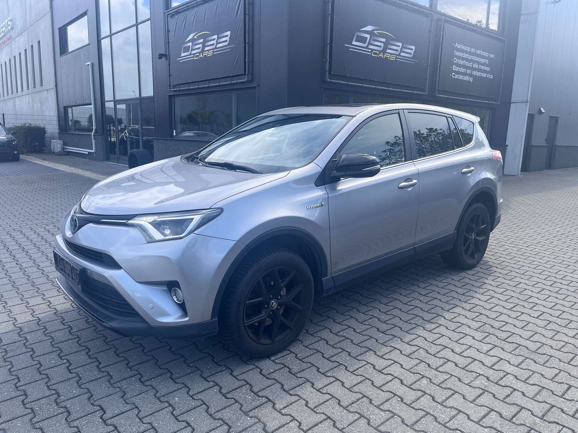 Toyota RAV4 Hybrid 2.5i Black Edition/Pano/Keyless/Cruise/Do, Autos, Argent ou Gris, Euro 6, Entreprise, Entretenue par le concessionnaire