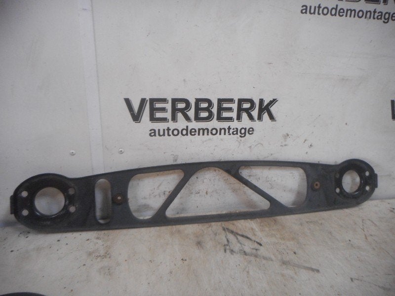 FACE AVANT onderdeel van front BMW 3 serie (E36 / 4), Utilisé, BMW, Petuelring 130
80809  München, DE, Bayerische Motoren Werke AG