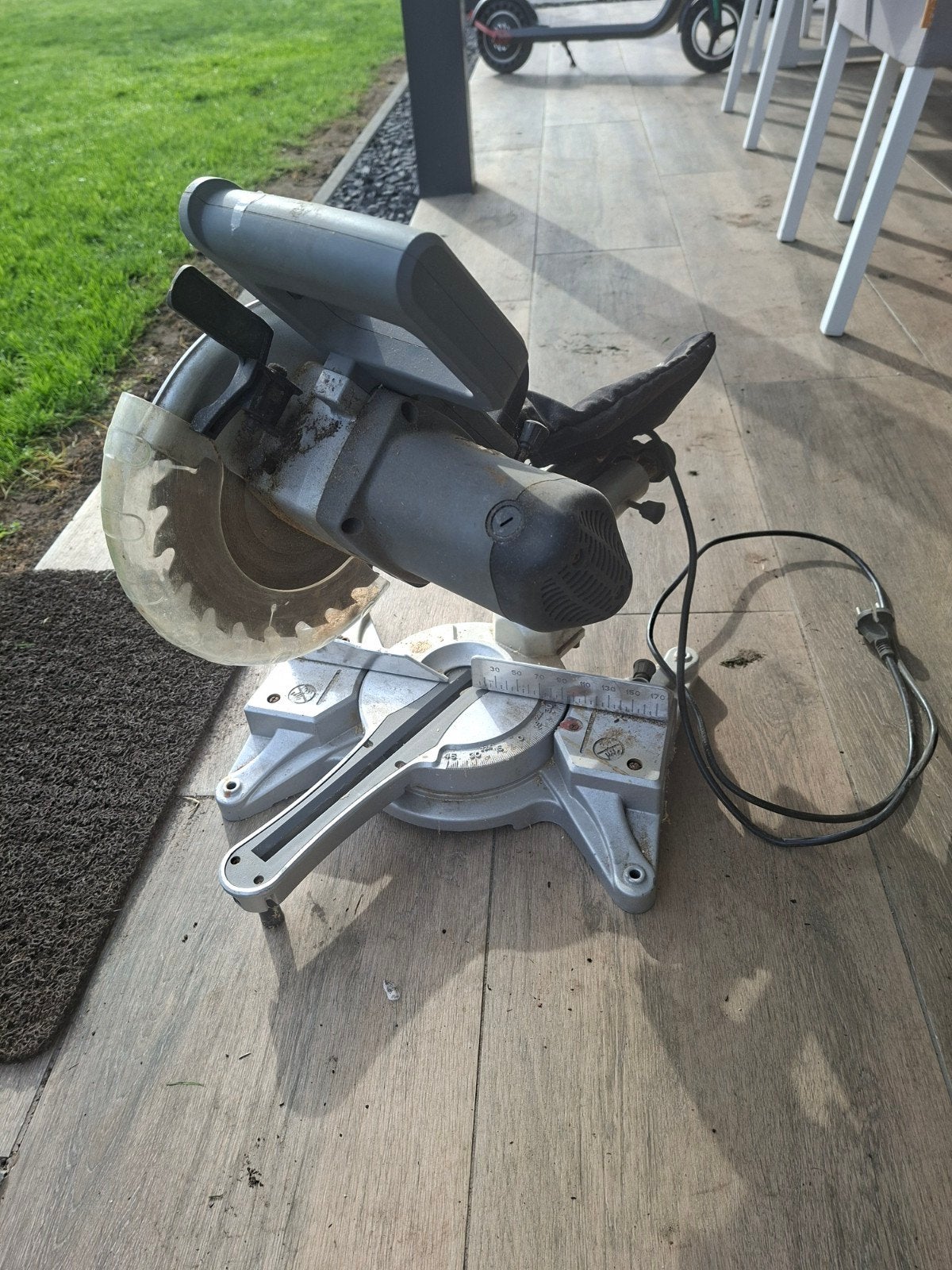 zaagmachine, Fietsen en Brommers, Ophalen