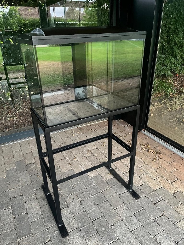 Compleet aquarium 100L + Oase BioMaster Thermo 250, Ophalen, Inclusief deksel, Zo goed als nieuw, Leeg aquarium