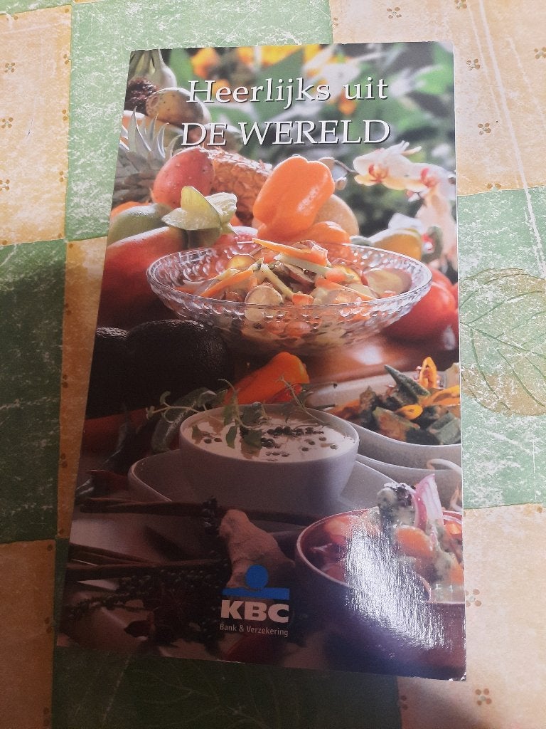 kookboek "heerlijks uit de wereld", Ophalen of Verzenden