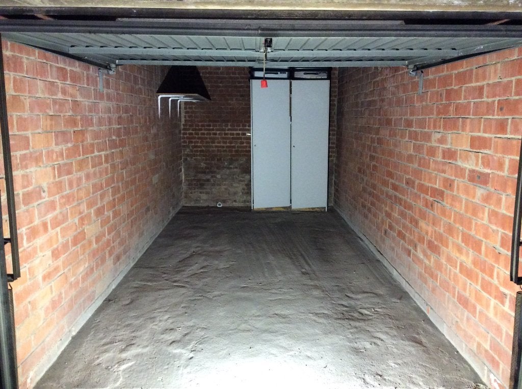 RUIME GARAGE TE HUUR BERCHEM, Antwerpen (stad)