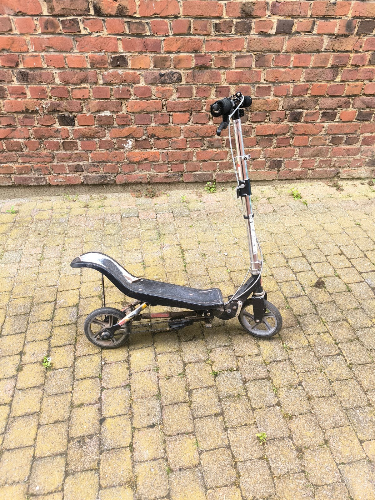Space step, Fietsen en Brommers, Ophalen