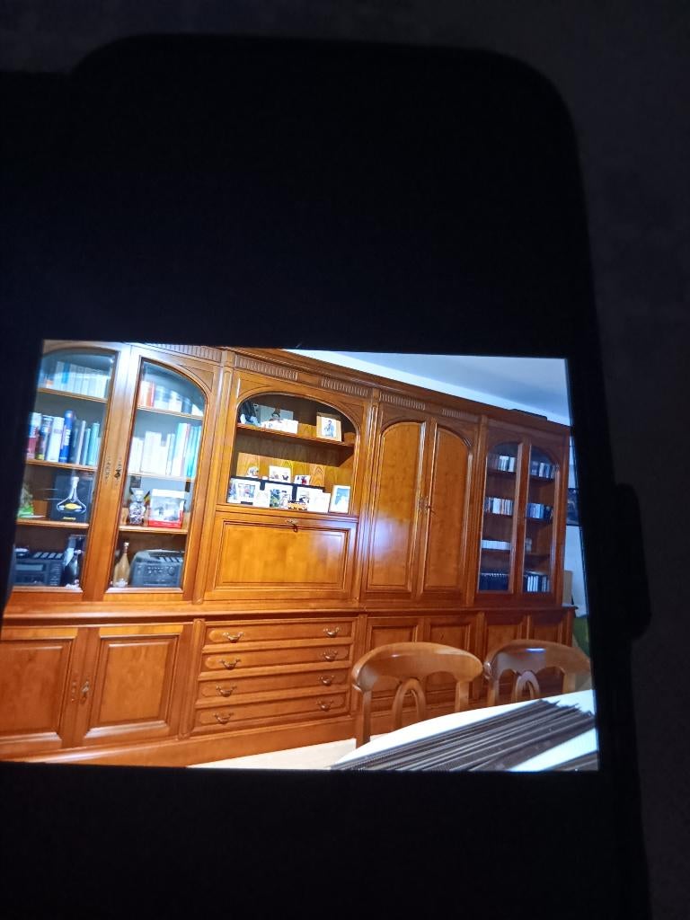 Eetplaats+bureau en hangkast te koop, Huis en Inrichting, Complete eetkamers, Zo goed als nieuw, Ophalen