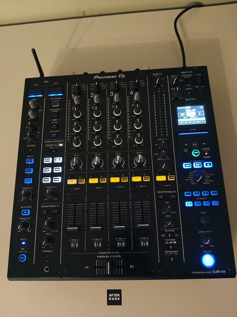 Pioneer DJM-A9 | ex-demo in nieuwstaat | factuur, Muziek en Instrumenten, Ophalen, Zo goed als nieuw, Minder dan 5 kanalen, Microfooningang