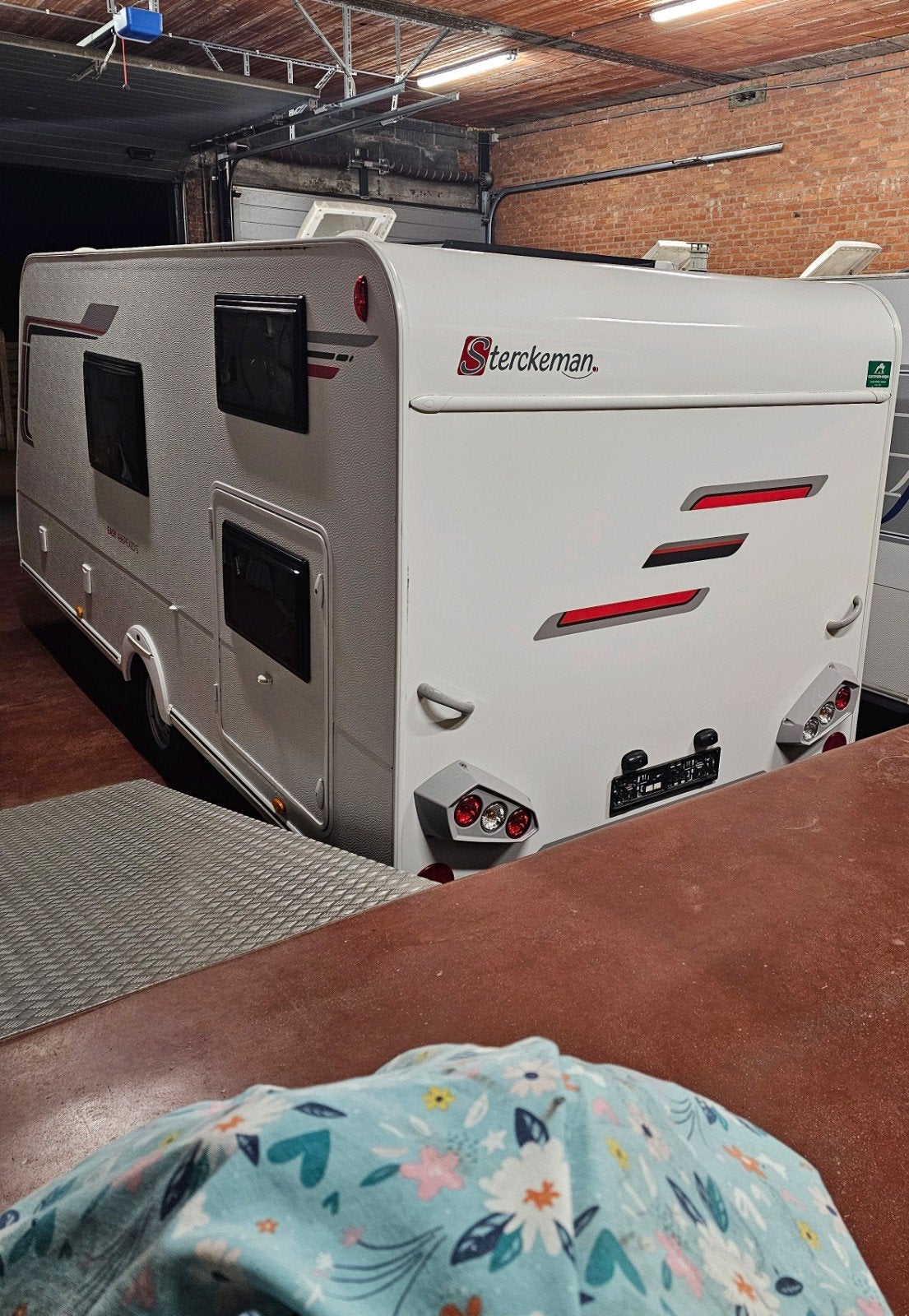 🔥Prachtige sterckeman 496PE 🔥2019 stapelbed Zonnepaneel .., Caravans en Kamperen, Caravans, Bedrijf, Sterckeman, Stapelbed, Zonnepaneel