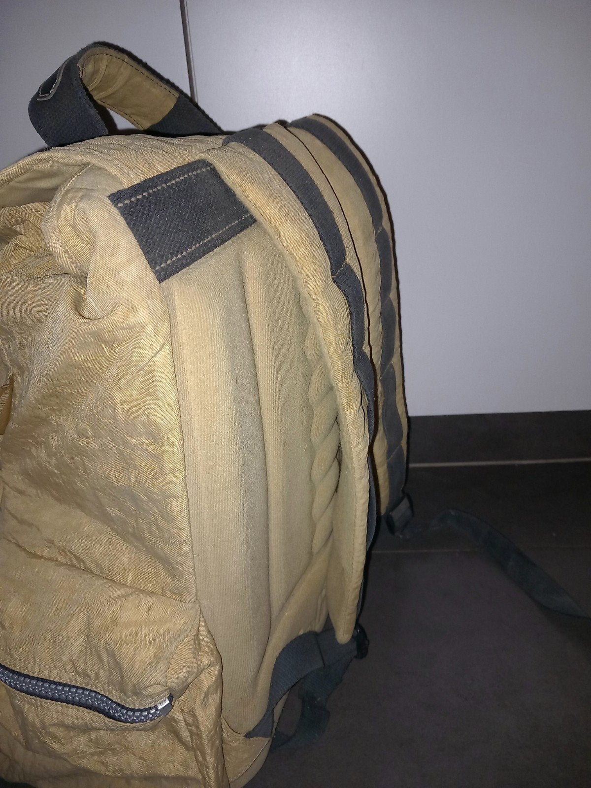 sac à dos Kipling solide et spacieux -> 6€, Enlèvement, Beige, Sac à dos