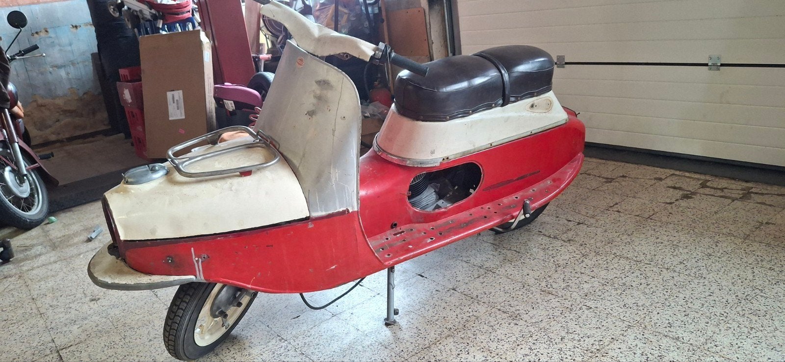 Cezeta 502, Motos, Enlèvement