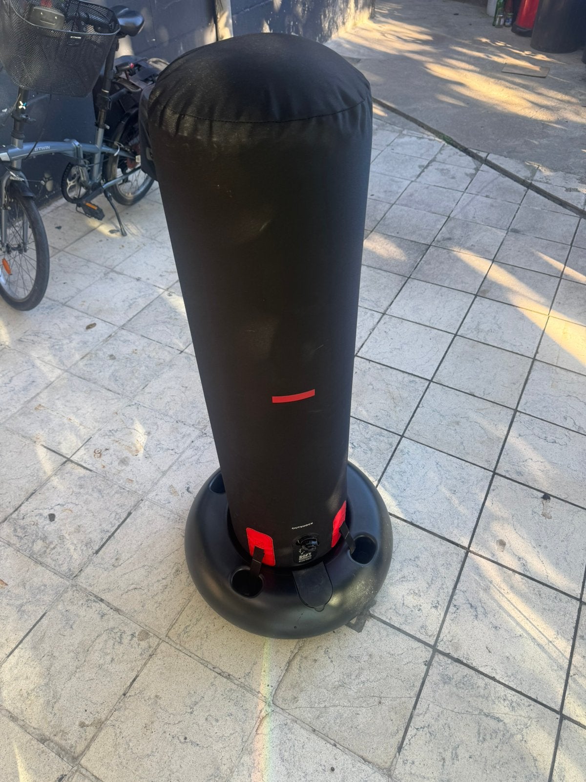 Punching-ball, Sports & Fitness, Enlèvement, Comme neuf, Punching-ball
