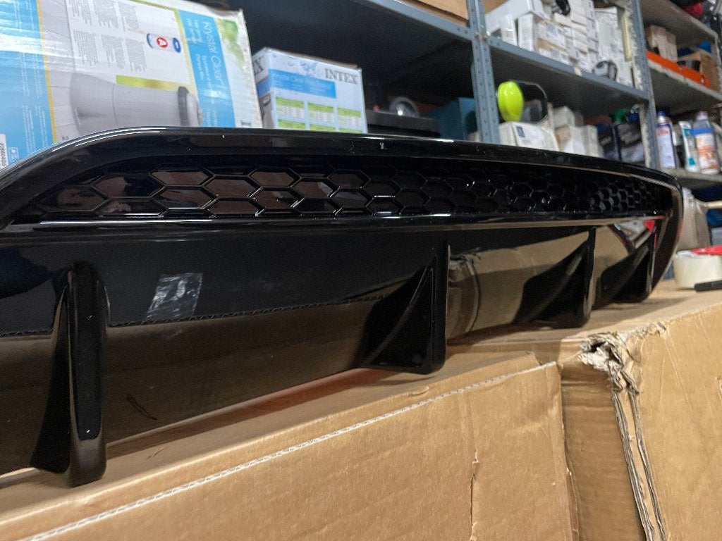 diffuser stelvio achterbumper diffuser piano black diffuser, Auto diversen, Ophalen of Verzenden