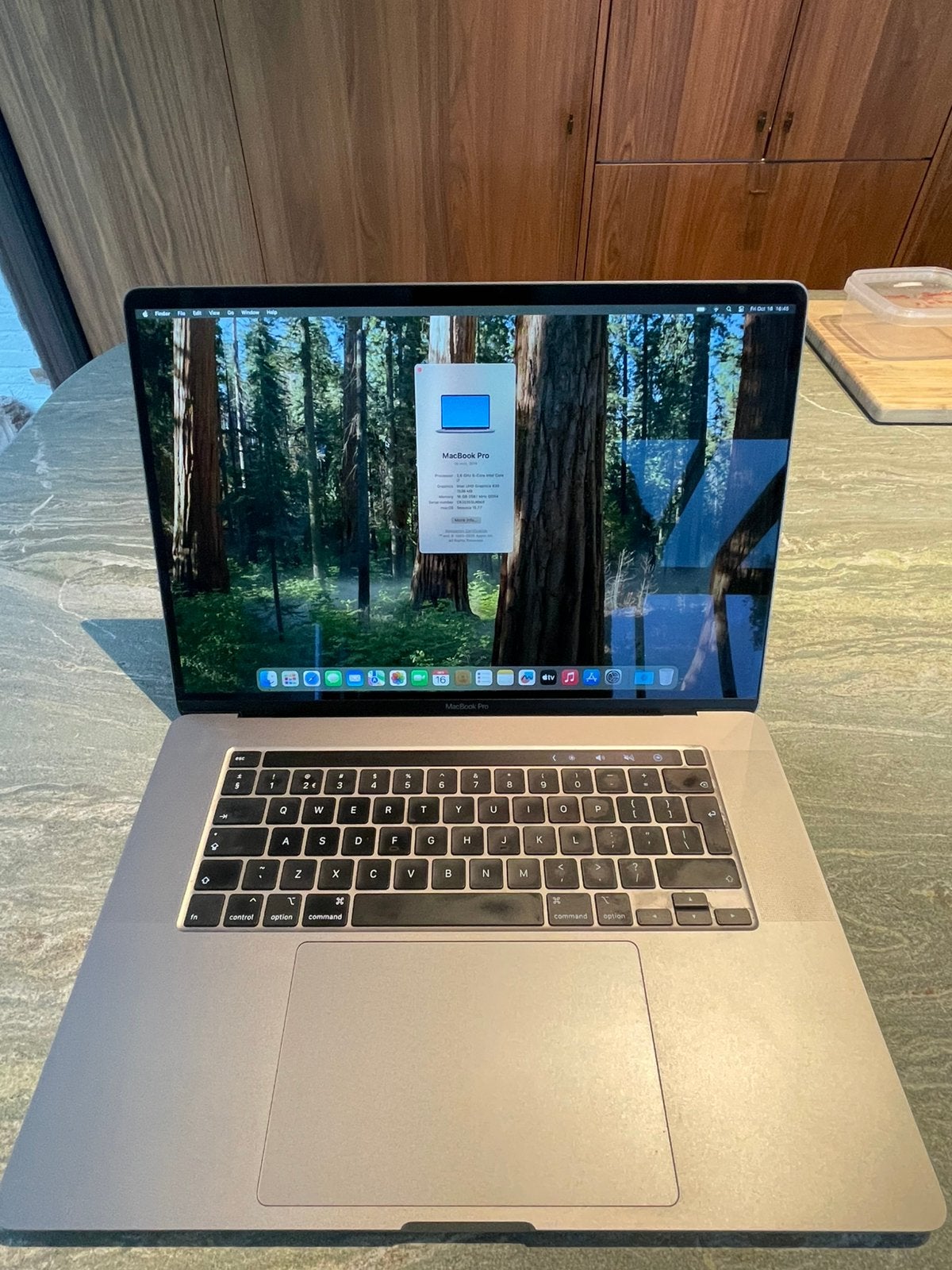 MacBook Pro 16 pouces 2019 — i7 — 16 Go — SSD de 512 Go, 512 GB, 16 pouces, Comme neuf, 16 GB