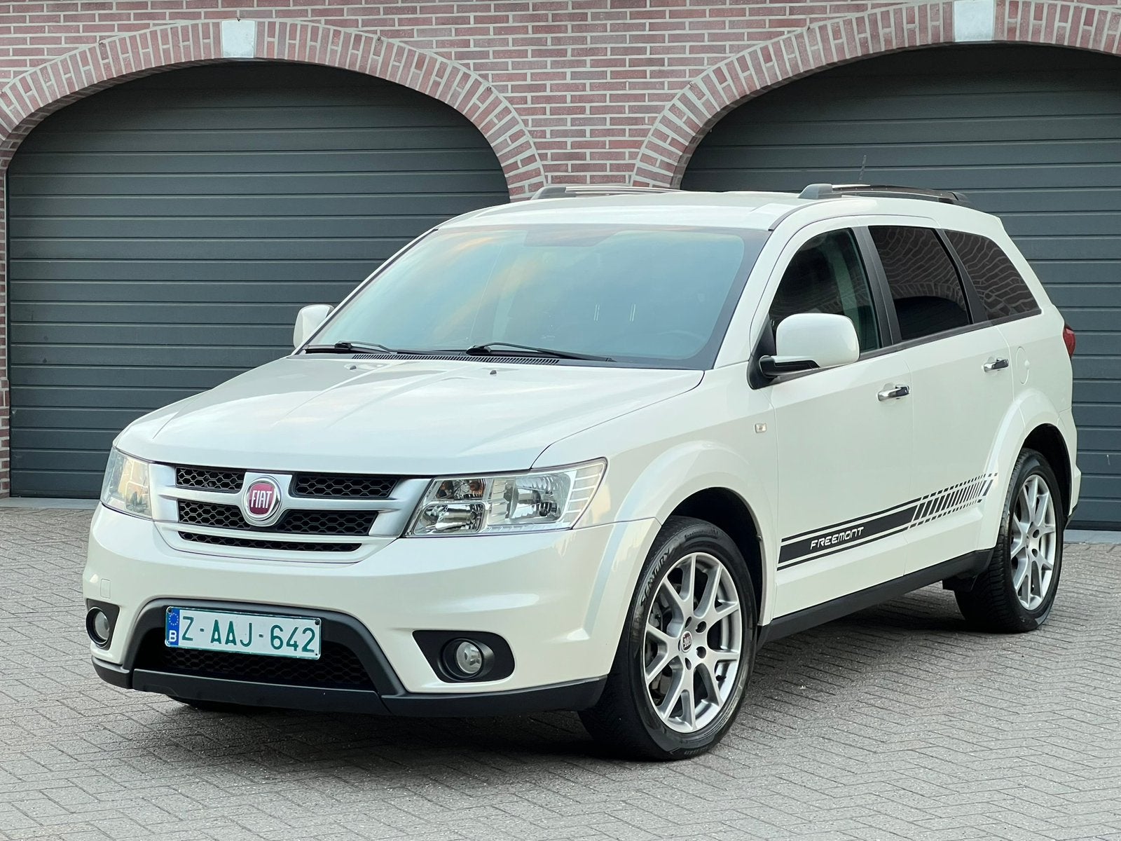 Fiat Freemont FaceLift 2.0Cc 136ch 7 places Euro 5b, Achat, Entreprise, Boîte manuelle, Noir