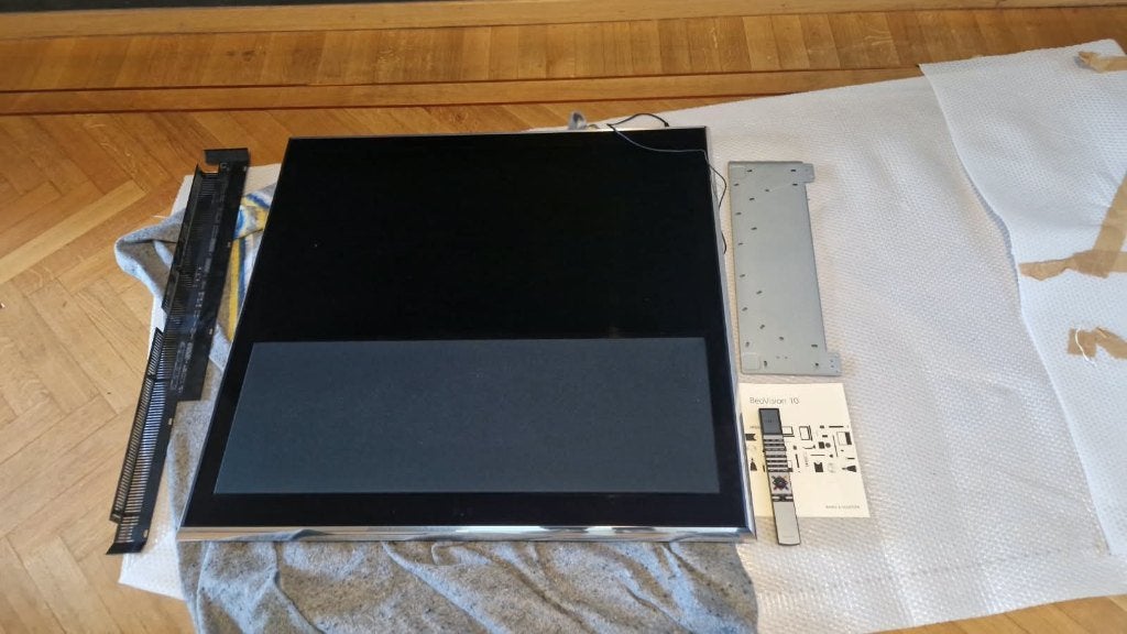 Bang & Olufsen BeoVision 10-40 (type 9572) + Beo4 + or. voet, Audio, Tv en Foto, LED, 120 Hz, Zo goed als nieuw, 100 cm of meer