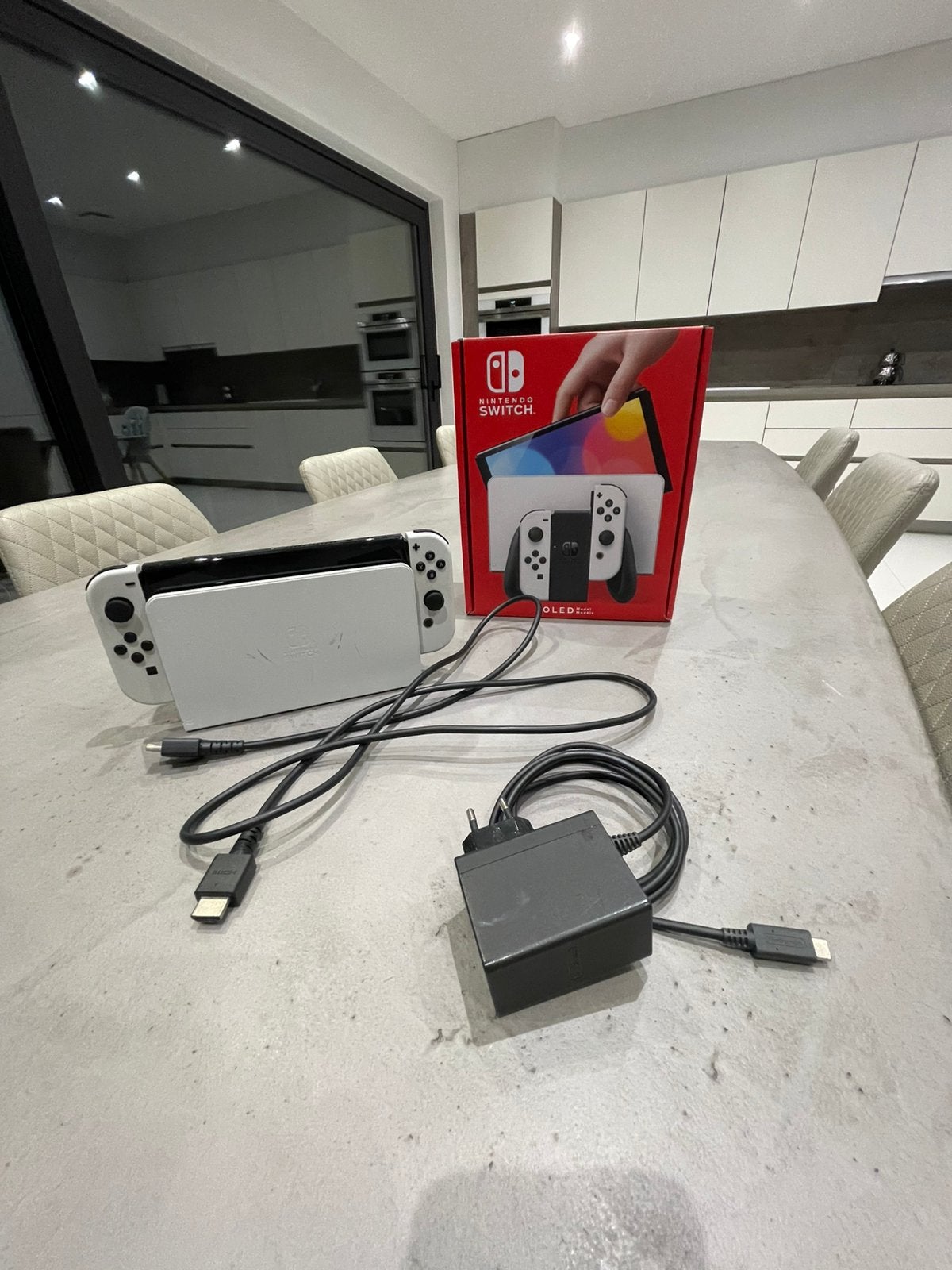 Nintendo switch oled, Ophalen of Verzenden, Zo goed als nieuw, Switch OLED