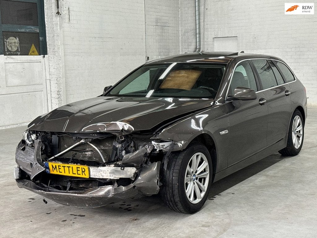 BMW 5-serie Touring 520i High Executive M Sport | Panorama d, Automaat, Euro 5, Achterwielaandrijving, Gebruikt