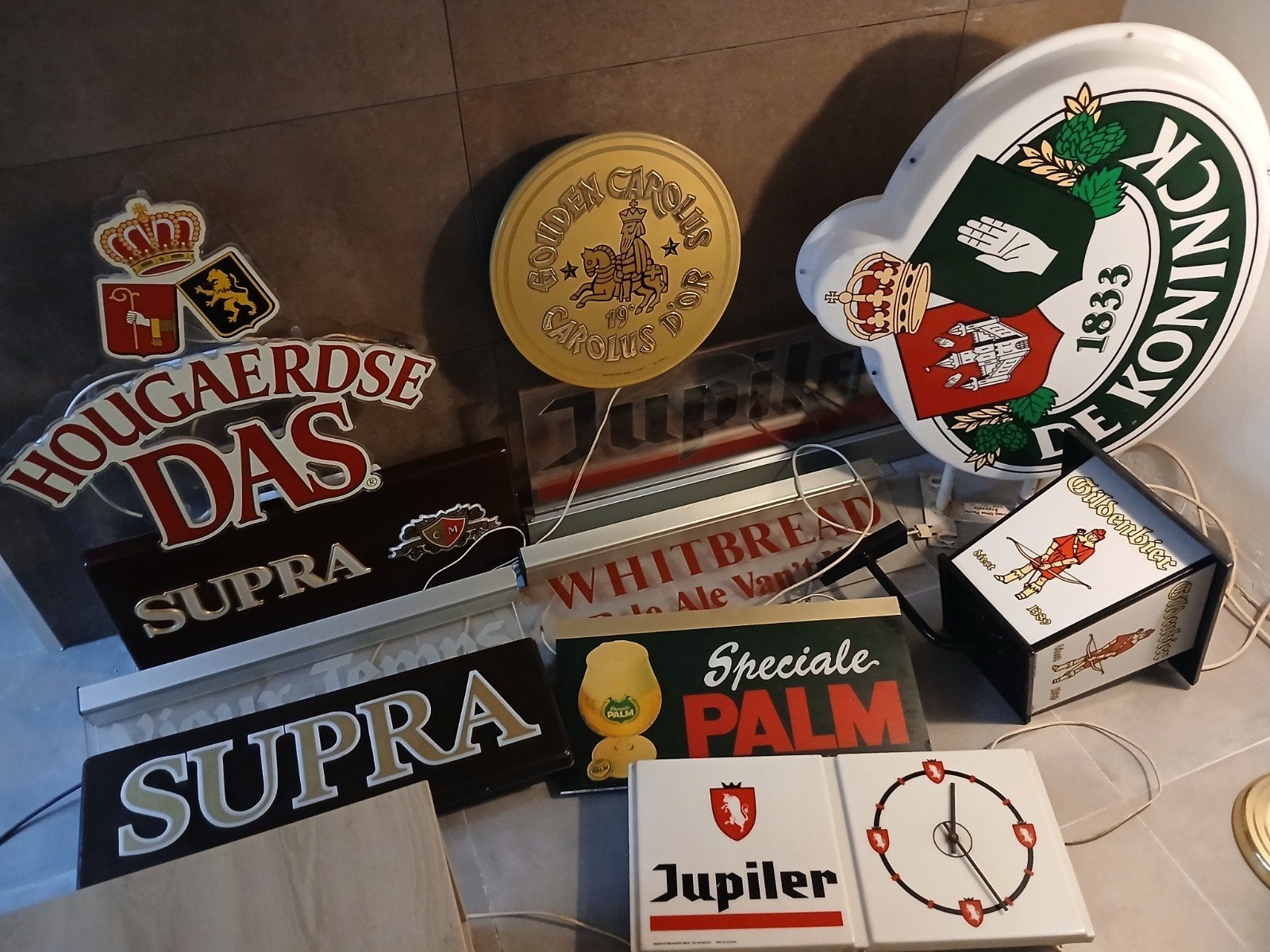 Grand lot de publicités pour la bière/boîtes à lumière, Collections, Enlèvement, De Koninck
