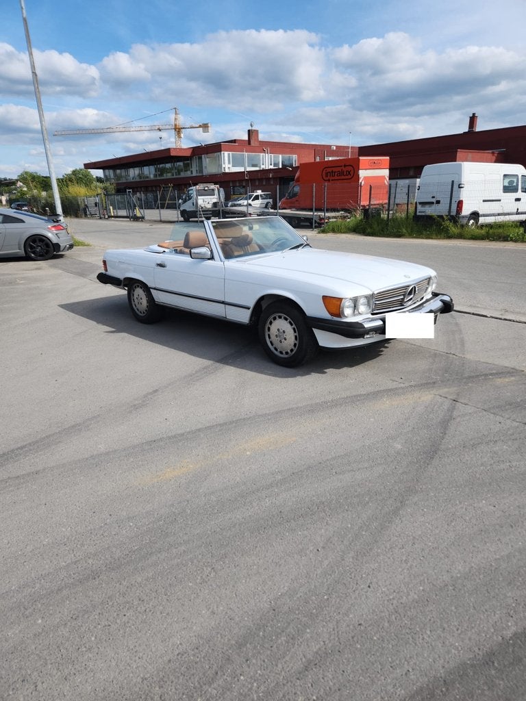 Mercedes W107 560SL V8 uit 1987, Auto's, Automaat, 8 cilinders, Cabriolet, Wit