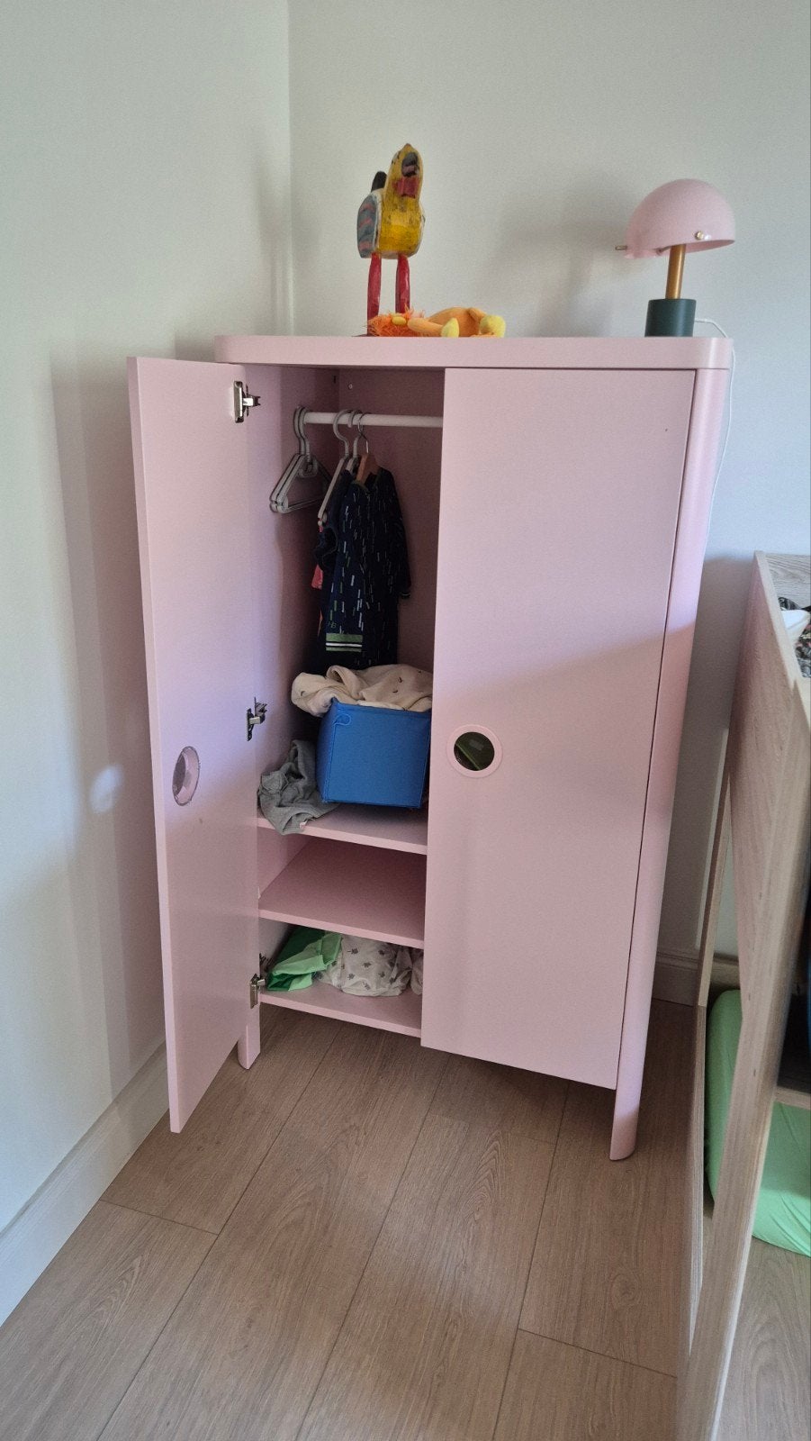 Ikea kleerkast kinderen, Ophalen