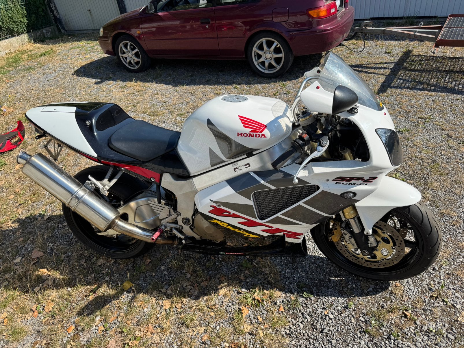 Honda vtr  sp2 Honda 900 cbr 1992, Particulier