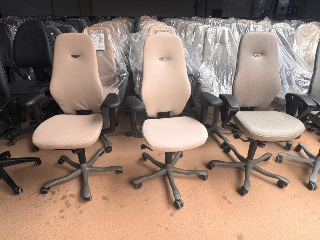 Kinnarps 8000 Ergonomische Bureaustoelen – Refurbished, Huis en Inrichting, Ophalen, Ergonomisch, Zo goed als nieuw, Bureaustoel