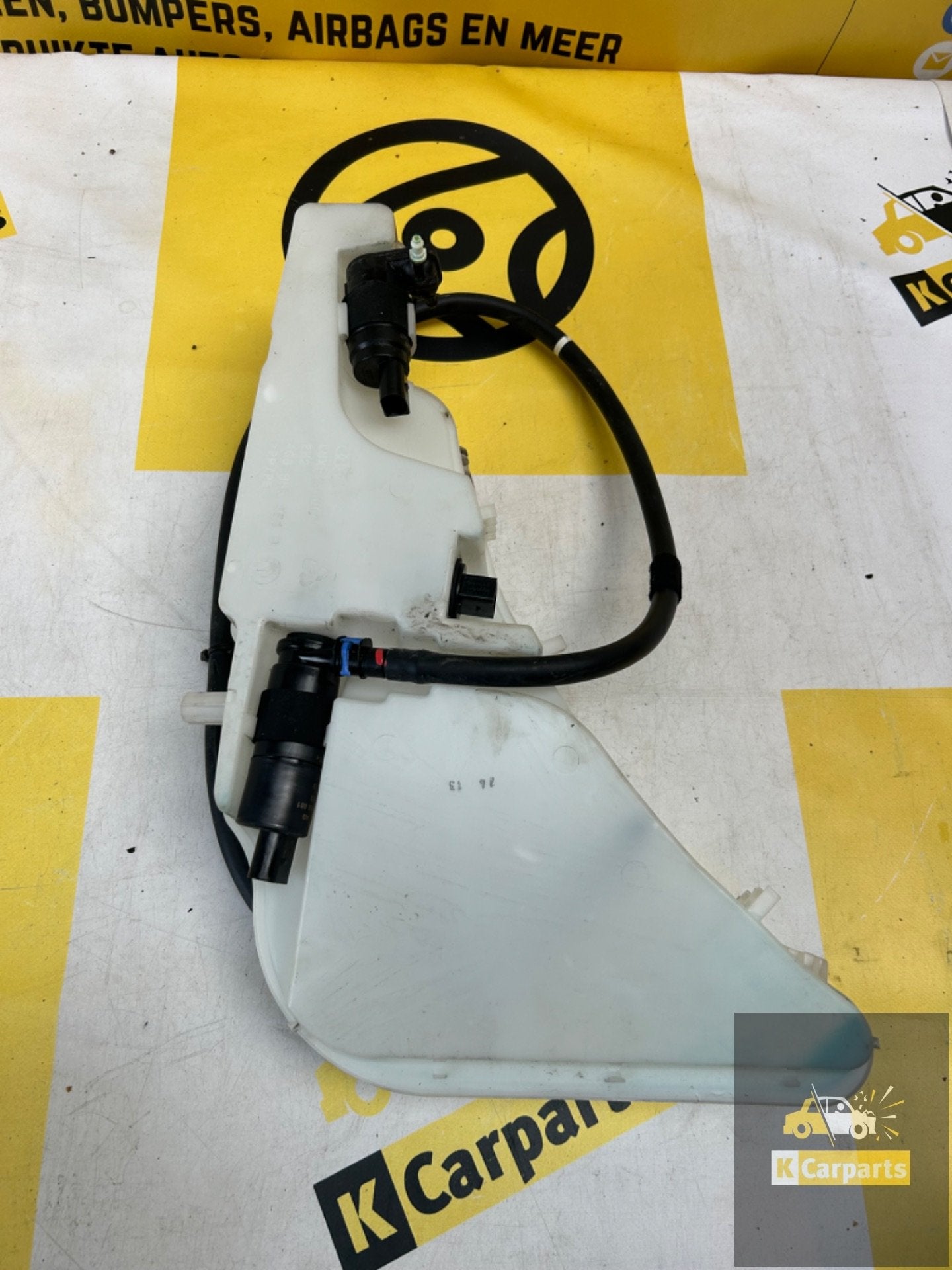 R servoir Lave-Glace + Pompes 4G8955451D Audi A6 / A7 4G, Info@fabrikant.eu, Fabrikant BV, Fabrikantstraat 1
1000 AA  Amsterdam, NL