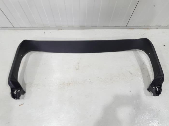 Revêtement hayon d'un Fiat 500X, -, 3 mois de garantie, Utilisé, Fiat