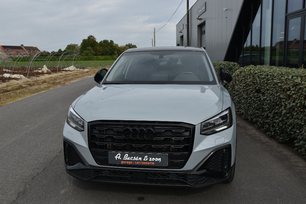 AUDI Q2 1.5 TFSI  LED / CAMERA / SPORT / NAVI / CAMERA / LED, Auto's, 1498 cc, 4 cilinders, Leder, Bedrijf