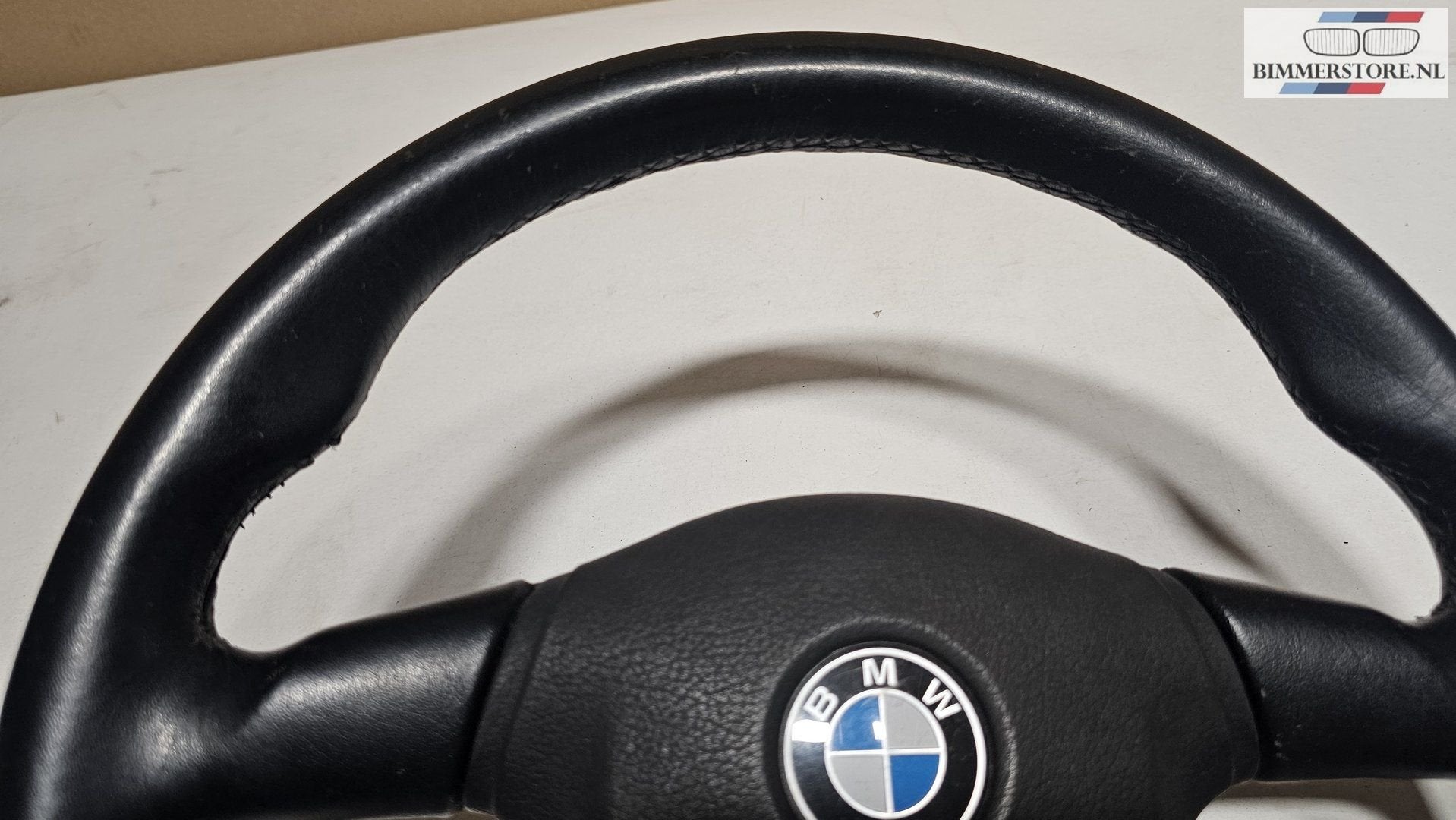Volant sport M Tech 2 en cuir, 370 mm, BMW Série 3 E30 22260, Autos : Pièces & Accessoires, -, Origine de la pièce connue, Utilisé