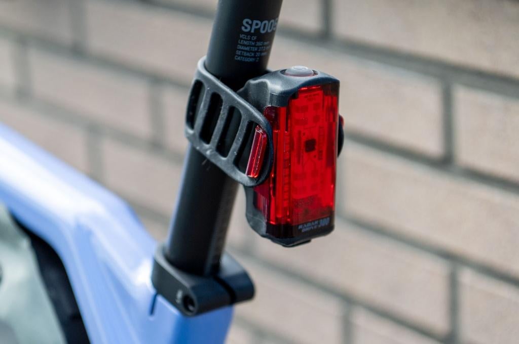 Lezyne Radar Drive Achterlicht, Fietsen en Brommers, Ophalen of Verzenden, Oplaadbaar, Zo goed als nieuw, Achterlicht