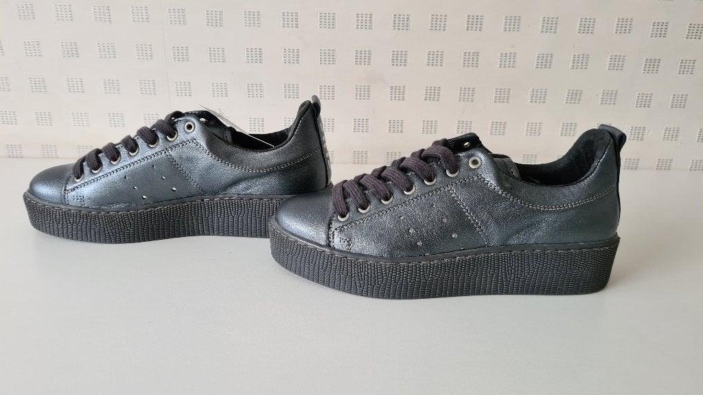TANGO : toffe lederen sneakers - maat 38 - SPLINTERNIEUW !, Kleding | Dames, Tango, Overige kleuren, Nieuw, Ophalen of Verzenden