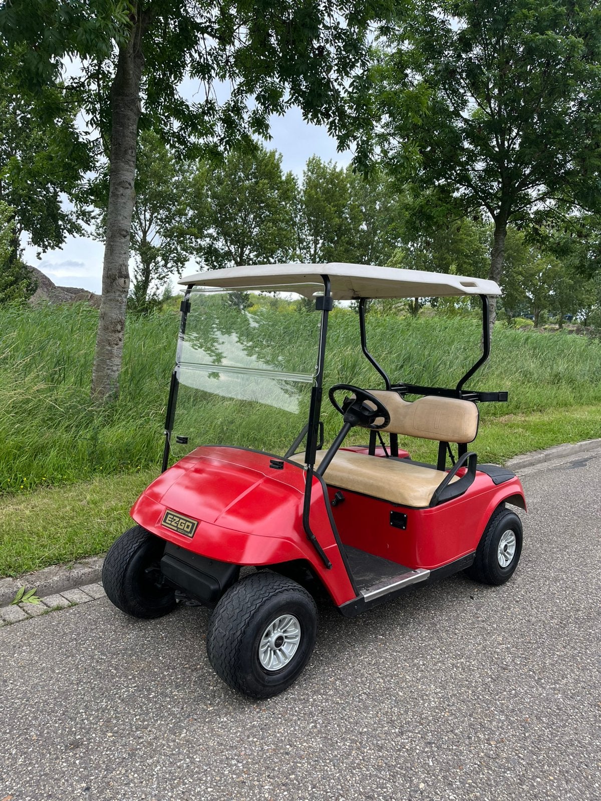 Electrische golfkar clubcar rijdt heerlijk perfecte batterij, Sports & Fitness, Golf, Comme neuf, Voiturette de golf, Enlèvement