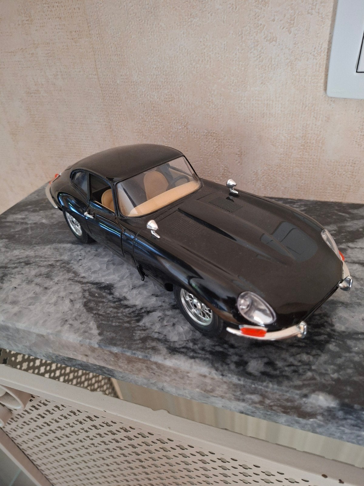 Jaguar E 1961, Hobby & Loisirs créatifs, Enlèvement, Burago