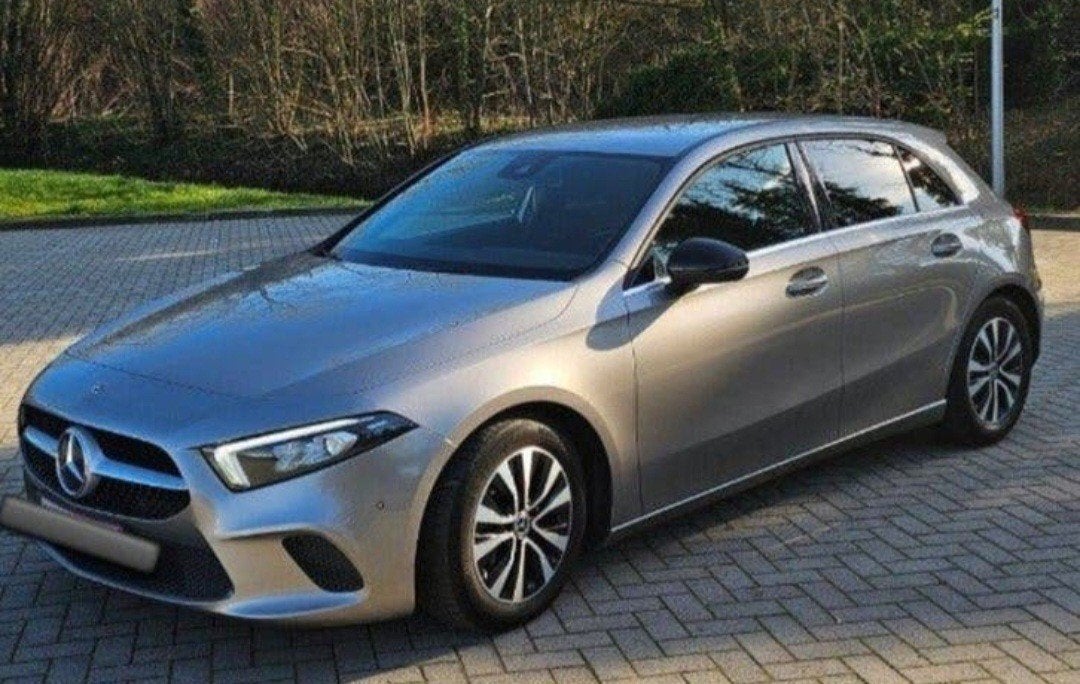 Mercedes A klasse 180d, Auto's, Mercedes-Benz, Dealer onderhouden, Leder en Stof, Beige, Diesel