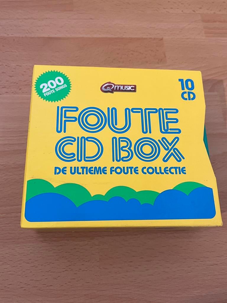 Q-music foute cd box de ultieme collectie(200songs 10cd’s), Ophalen, Zo goed als nieuw, Dance, Boxset
