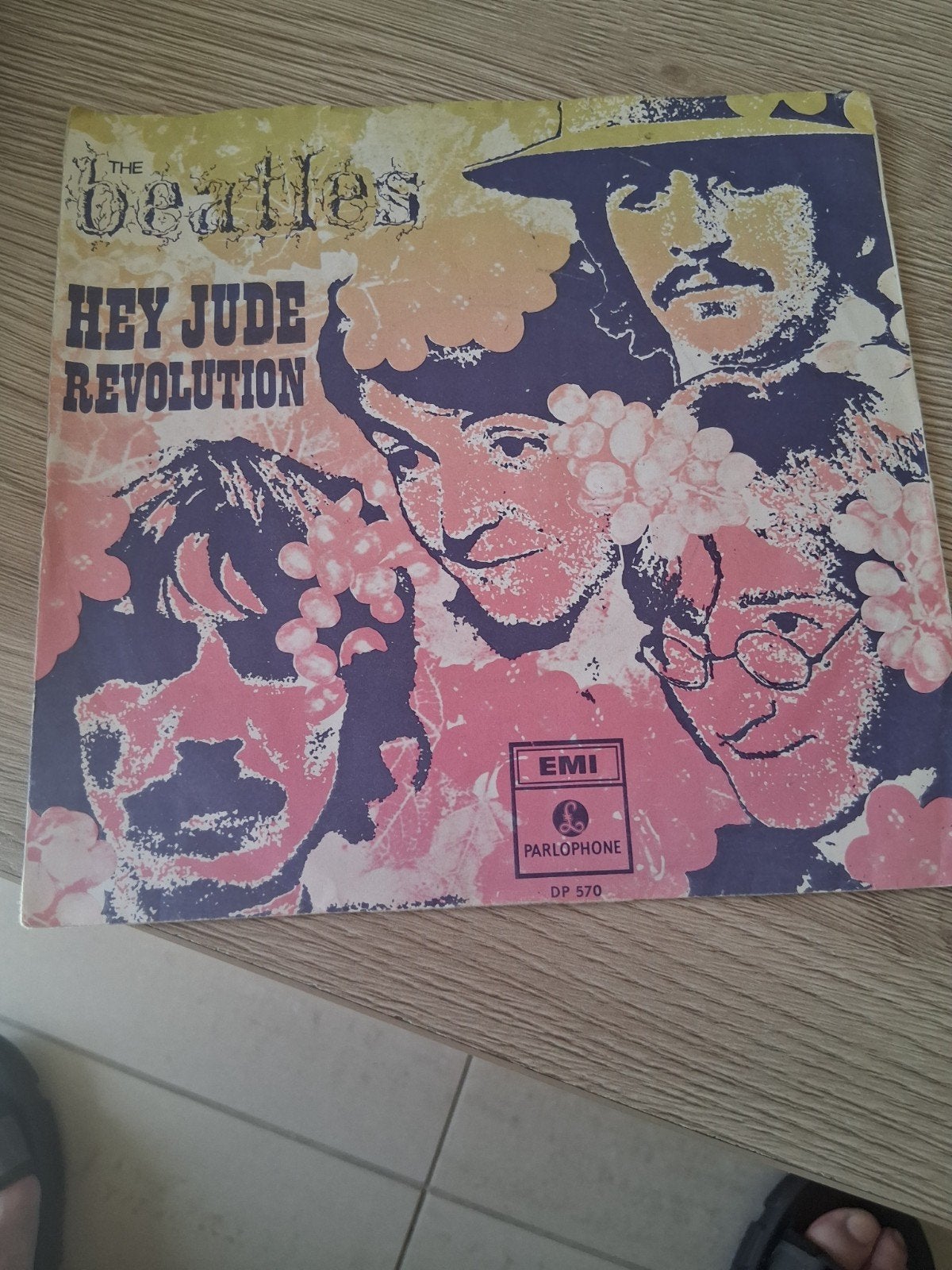 The beatles, Cd's en Dvd's, Ophalen
