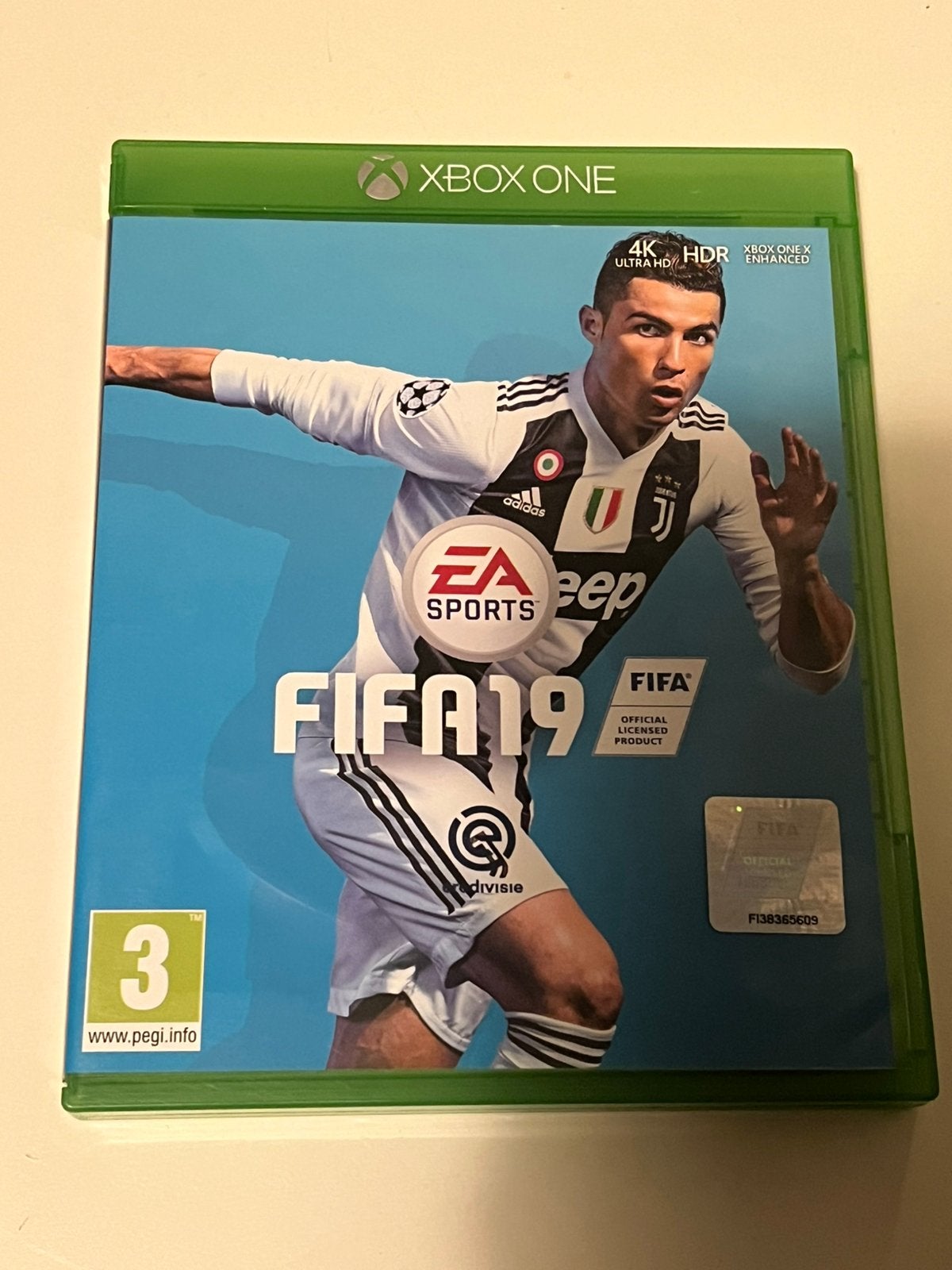 FIFA 19 voor Xbox – goede staat, Online, 2 spelers, Ophalen of Verzenden, Zo goed als nieuw