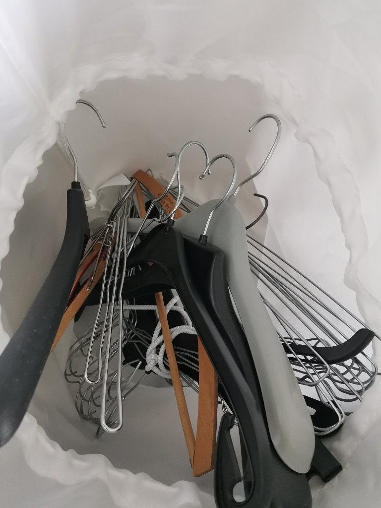 Cintres à donner, Enlèvement, Utilisé, Métal