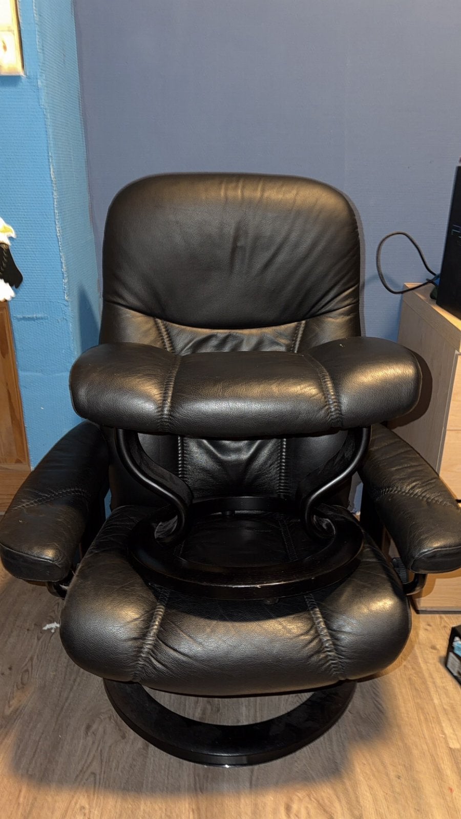 Lot de 2 fauteuils noirs avec repose-pieds assortis, Enlèvement, Comme neuf