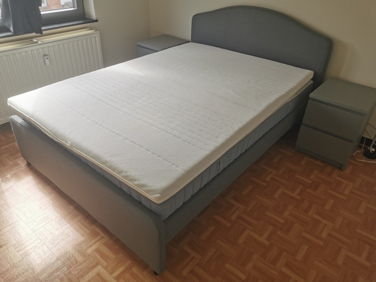 Bed 140x200cm incl kasten, Huis en Inrichting, Slaapkamer | Bedden, Ophalen