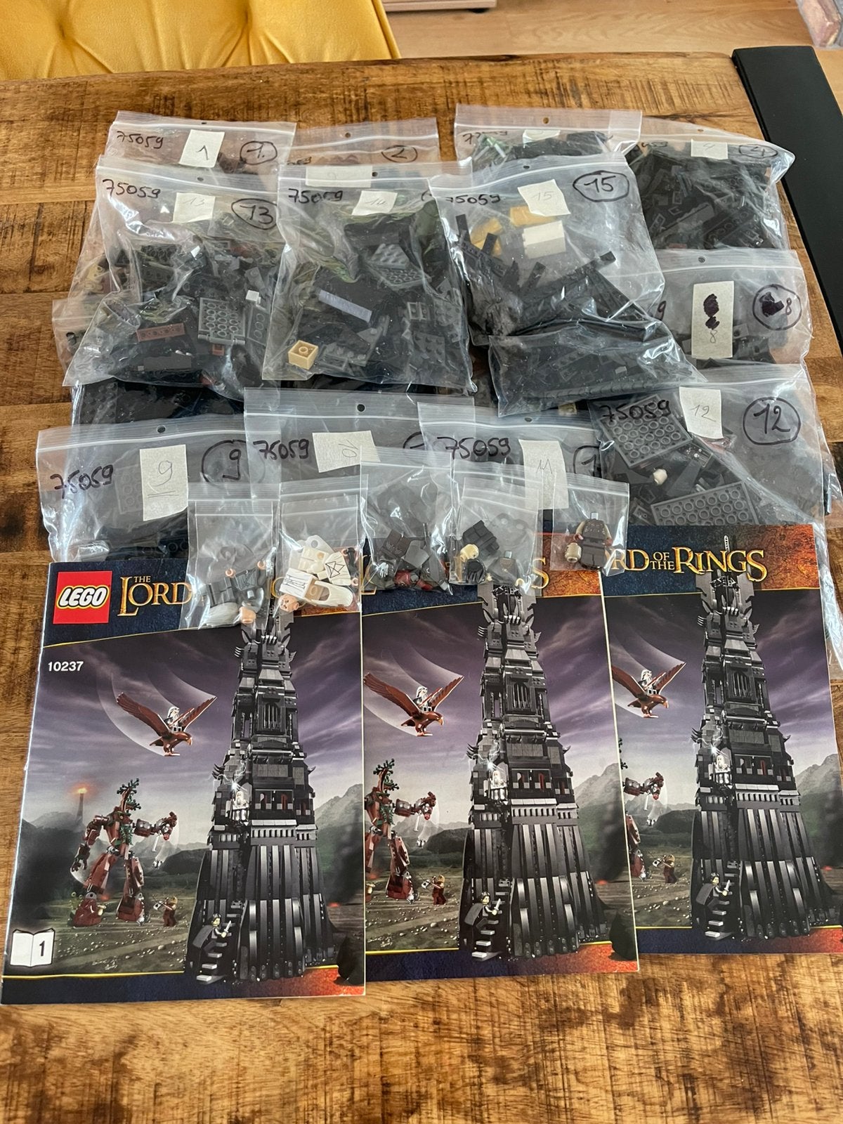 Lego lord of the rings 10237 tower of orthanc, Ophalen of Verzenden, Zo goed als nieuw, Compleet, Lego