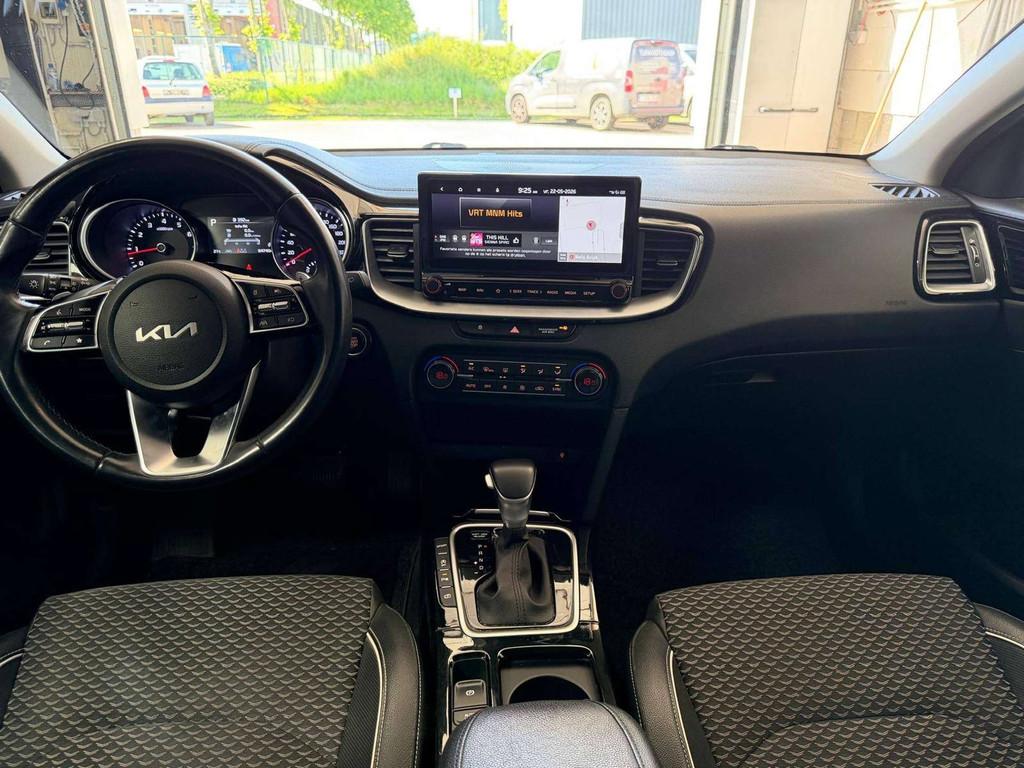Kia Ceed SW / cee'd SW 1.5 T-GDi Automaat Keyless/Camera/Car, Auto's, Kia, Automaat, https://public.car-pass.be/vhr/6dca1697-cf65-4b9d-a3df-c763d02ea574