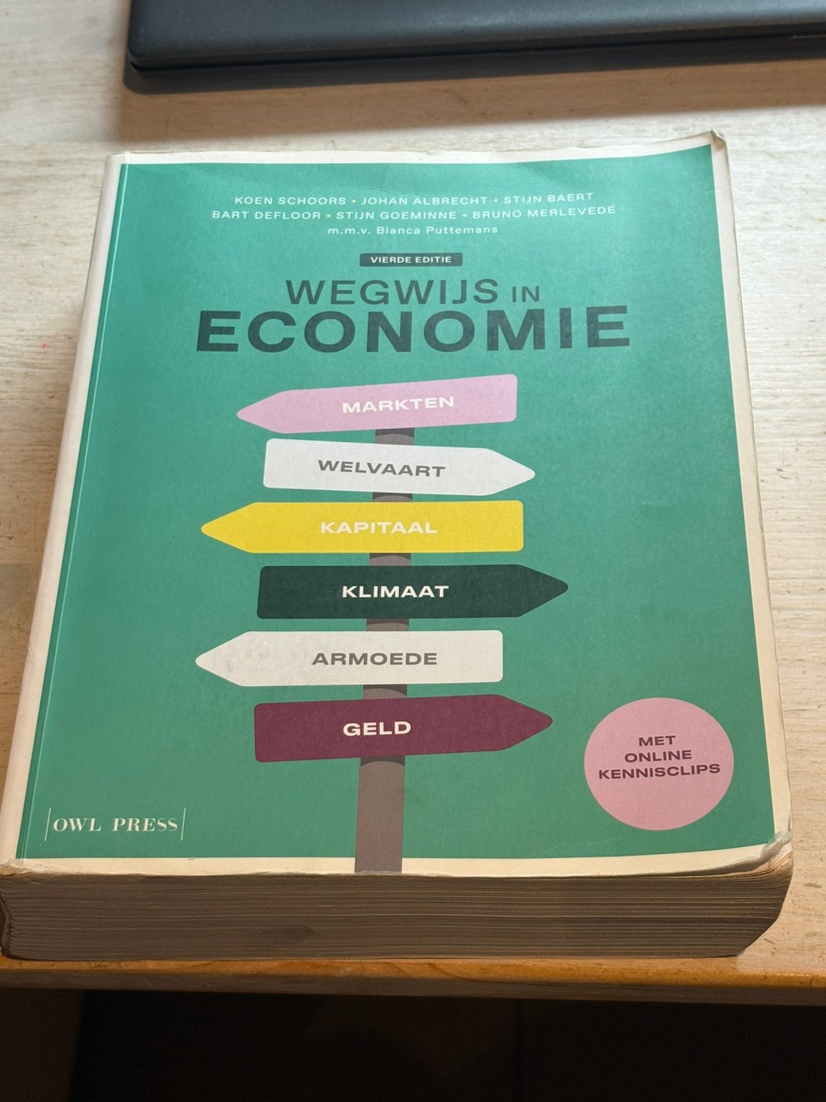 Boek economie, Enlèvement, Utilisé