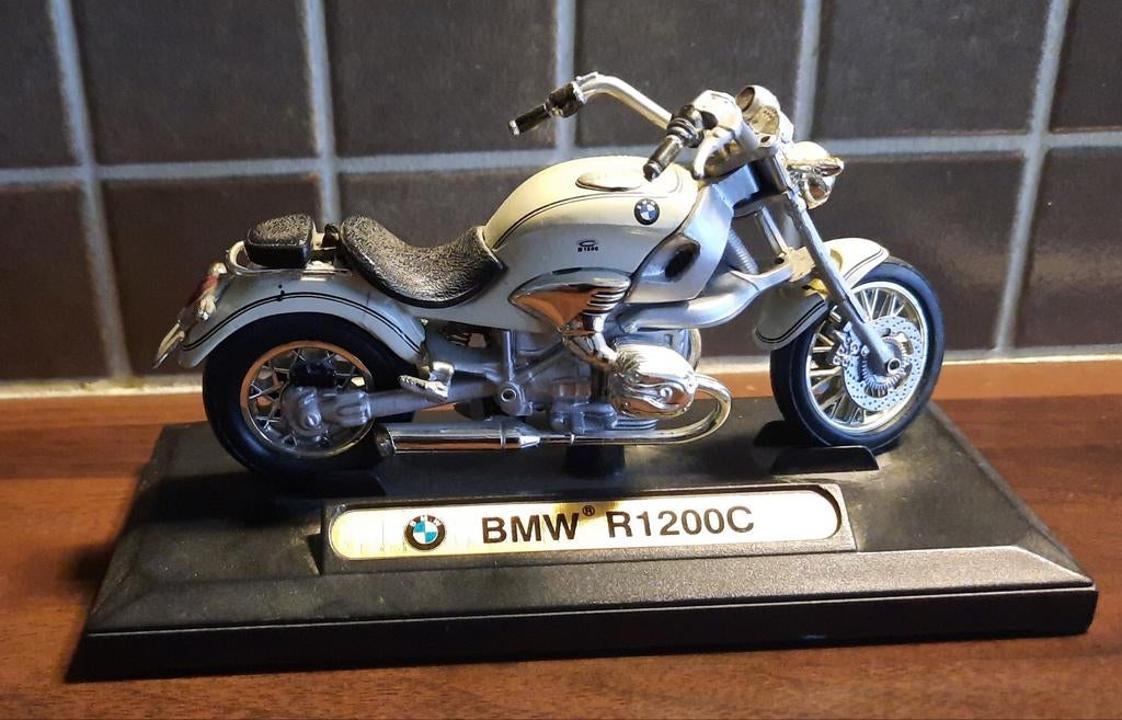 Schaalmodel BMW R1200C, Enlèvement ou Envoi, Comme neuf, Moteur