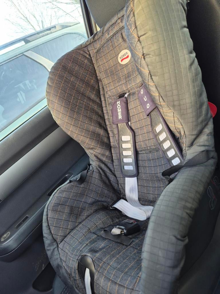 Romer isofix 9-18 kg autostoeltje voor kinderen, Kinderen en Baby's, Autostoeltjes, Ophalen, Romer, Isofix