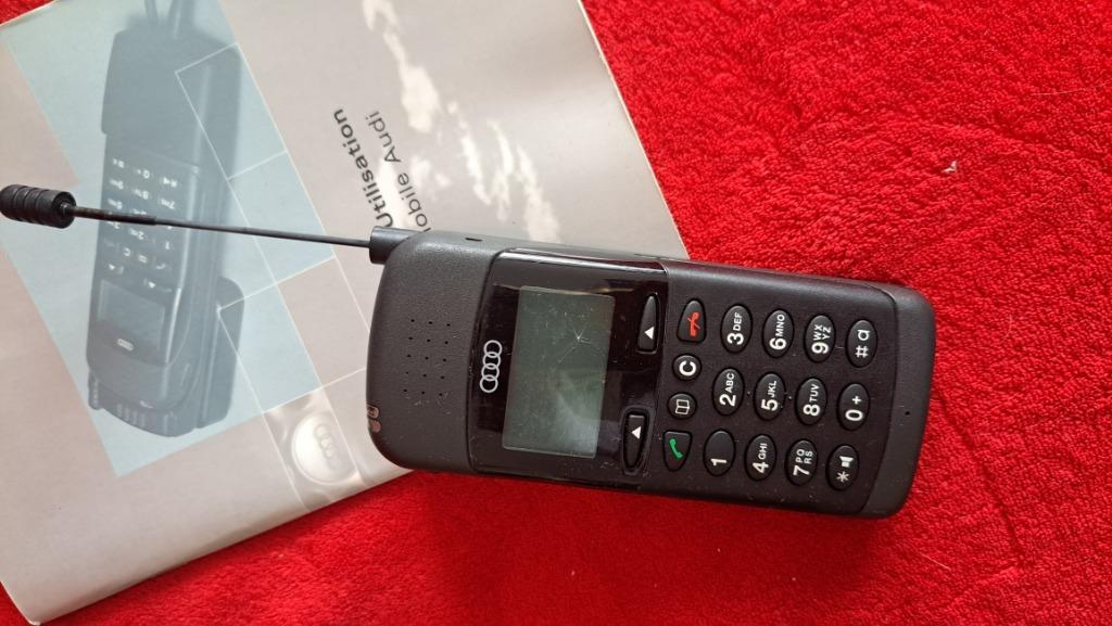 mobile AUDI AEG Handsfree Phone 4A0035741A, Télécoms, Enlèvement ou Envoi, Noir