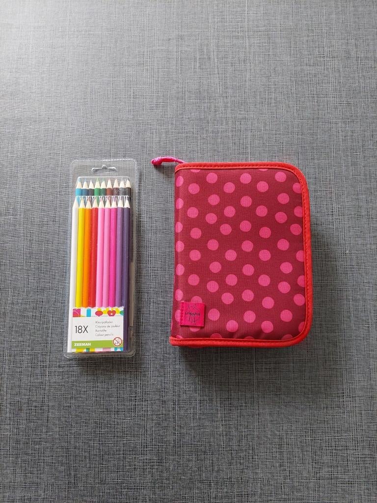 Trousse à crayons - étui de Lassig avec de nouveaux crayons, Divers, Fournitures scolaires, Comme neuf, Enlèvement ou Envoi